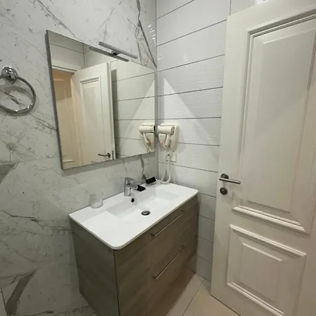 Ajsel Luxury Apartamento *
